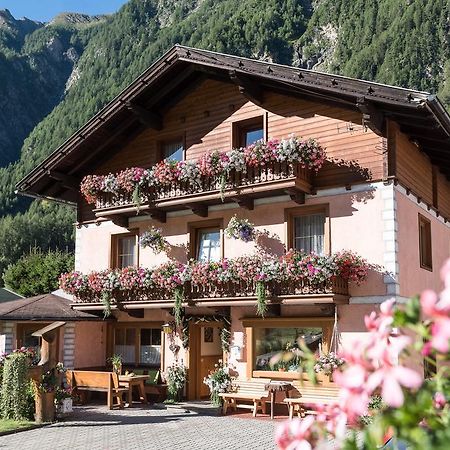 Landhaus Lackner Heiligenblut Exterior foto